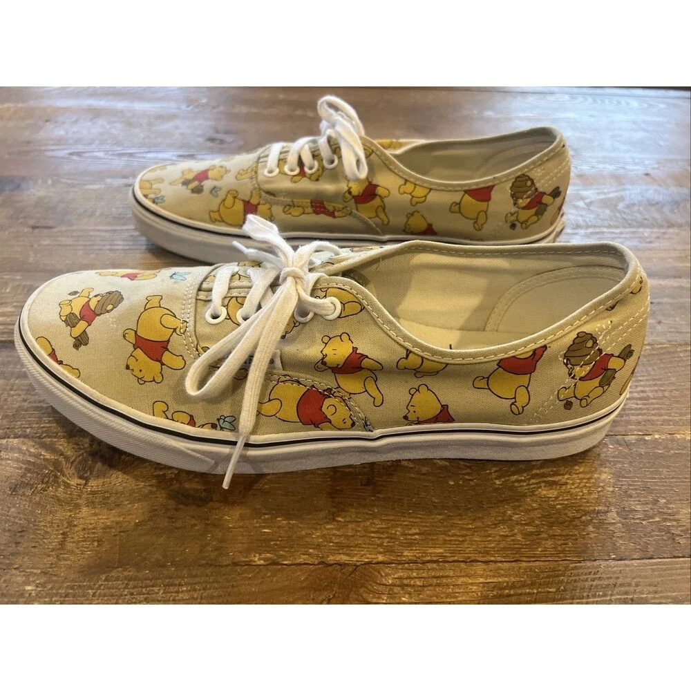 Vans Authentic Disney Winnie Pooh Bear All Over Print Sz Men’s 11.5 EUC